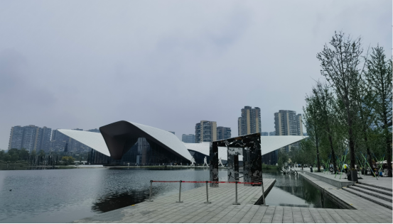 潮牌标杆「暗涌艺术空间」于成都首店天府1...